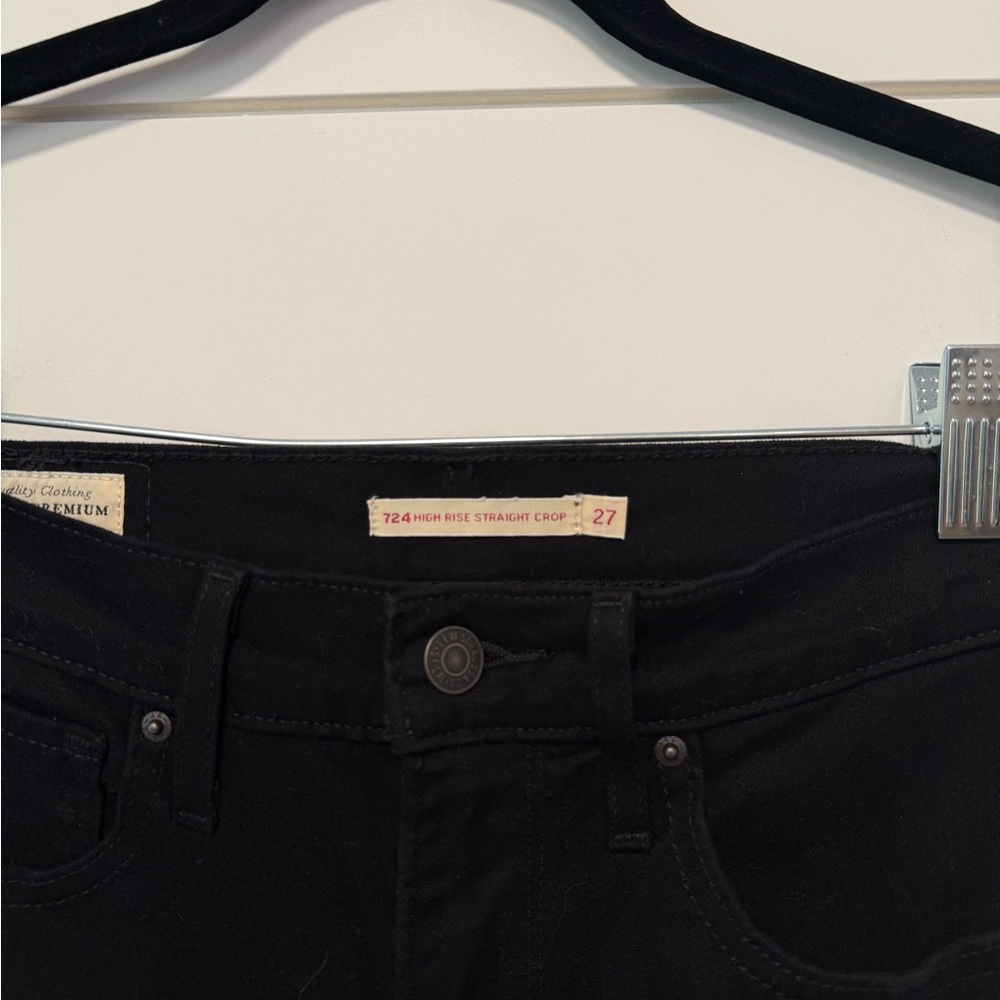 Levi's Women's 724 High Rise Straight Crop Jeans Distressed Black Like New 27 - Picture 4 of 5
